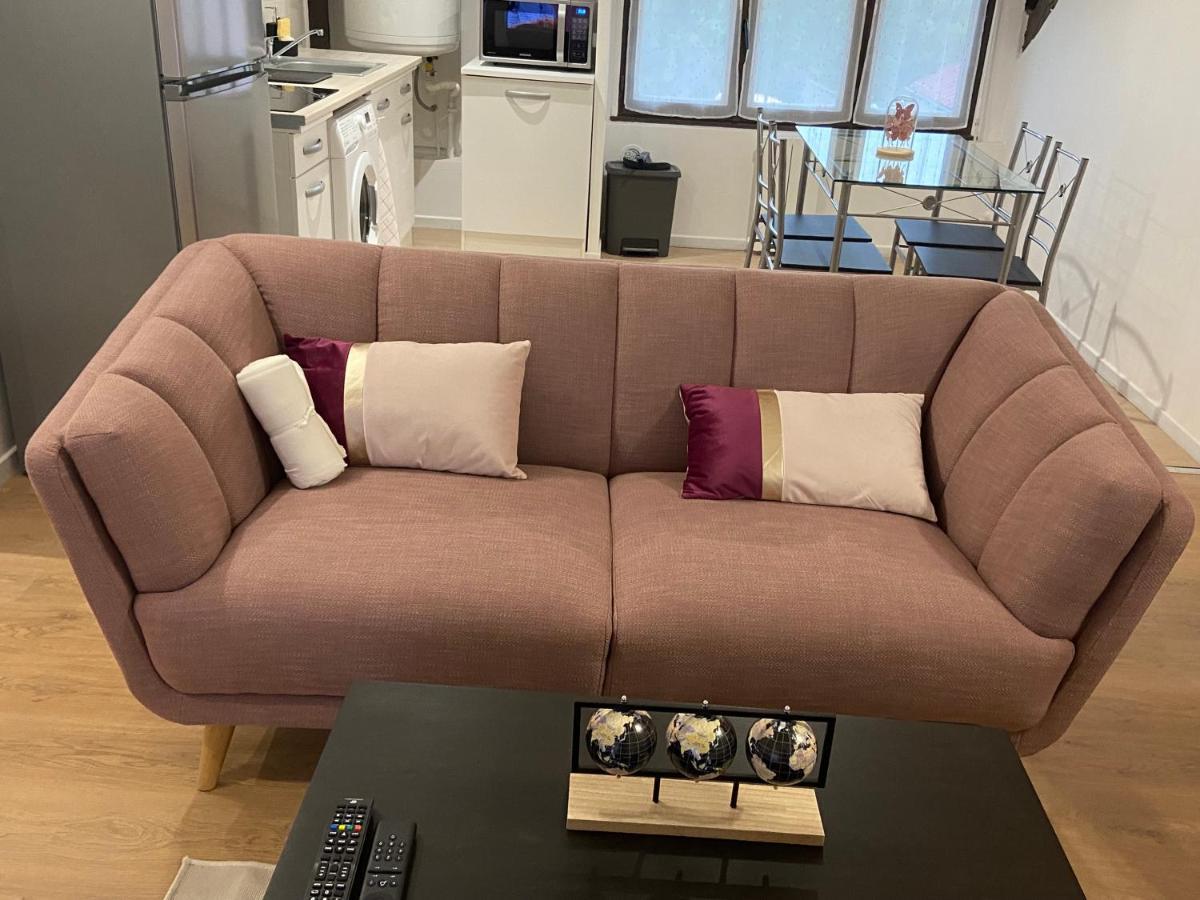 Appartement Le Bassam, Proche Aeroport à Tillé Extérieur photo